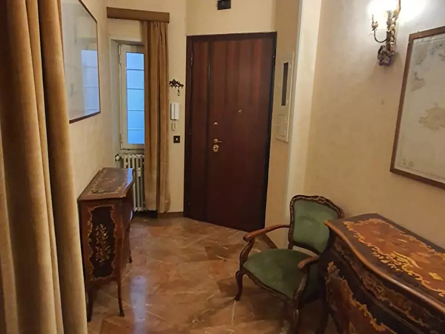 Immagine 9 di Camera in affitto  in Via Macedonia a Roma