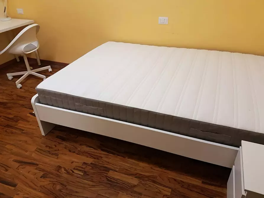 Immagine 3 di Camera in affitto  in Via dei Ramni a Roma