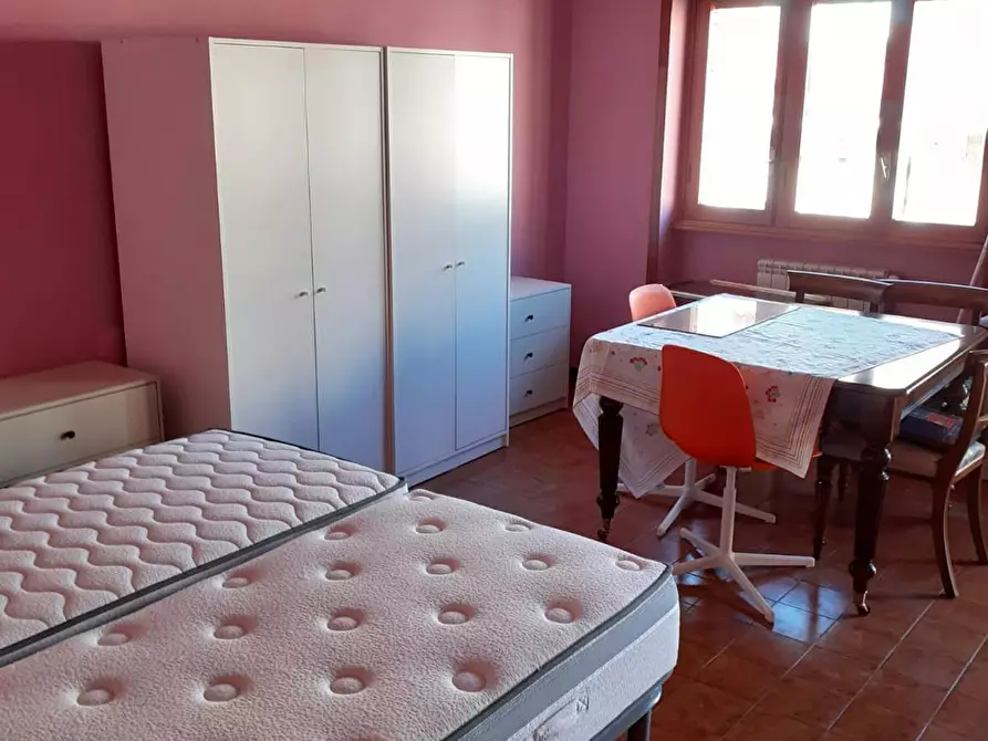 Immagine 1 di Camera in affitto  in Via Leonardo Greppi a Roma