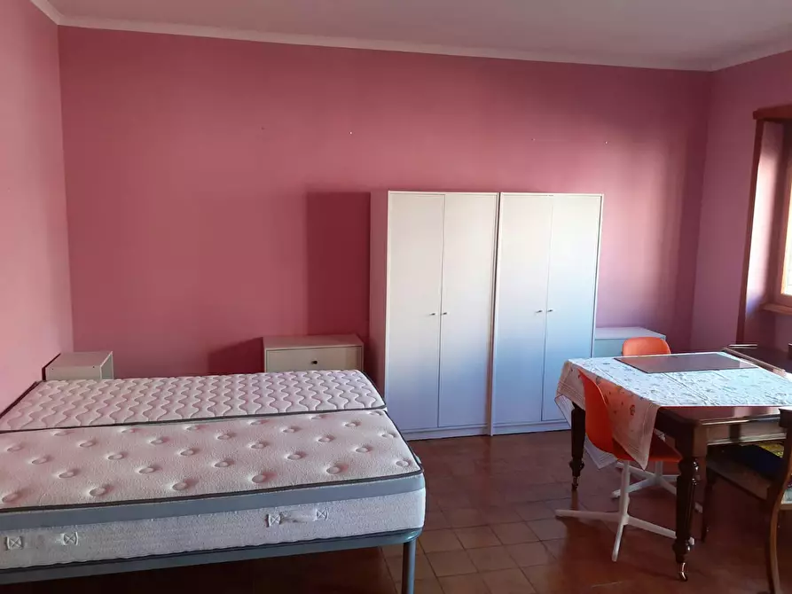 Immagine 2 di Camera in affitto  in Via Leonardo Greppi a Roma
