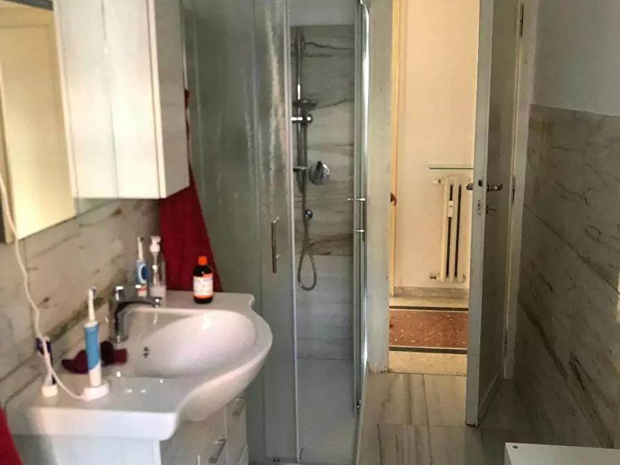 Immagine 10 di Camera in affitto  in Viale Libia a Roma