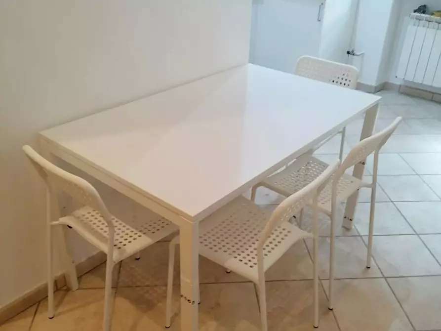 Immagine 10 di Camera in affitto  in Via Annio Felice a Roma