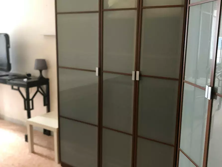 Immagine 1 di Camera in affitto  in Viale Libia a Roma