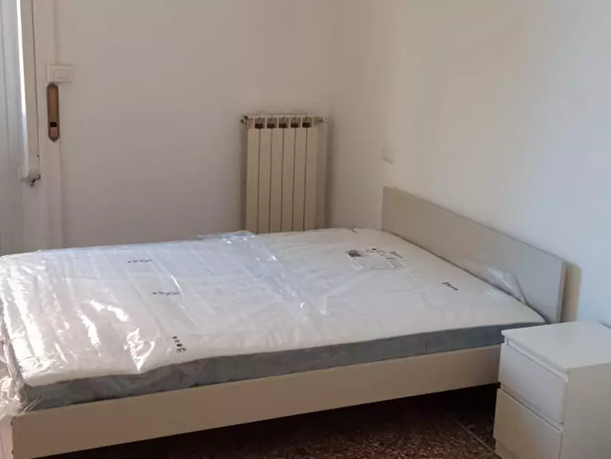 Immagine 3 di Camera in affitto  in Via Carlo Bartolomeo Piazza a Roma