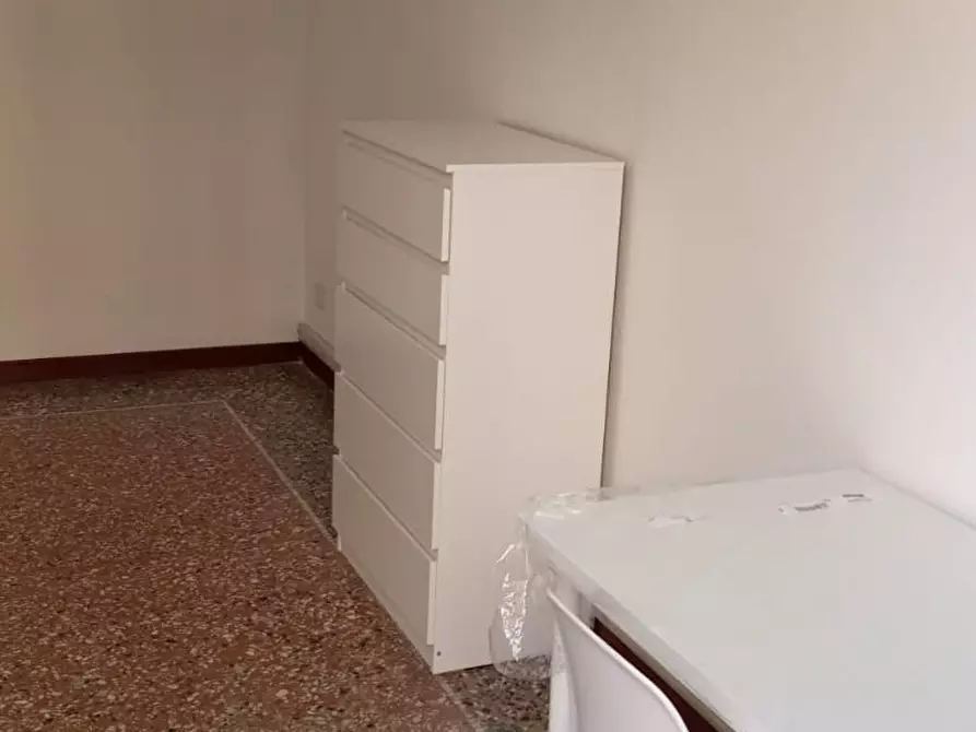 Immagine 6 di Camera in affitto  in Via Carlo Bartolomeo Piazza a Roma