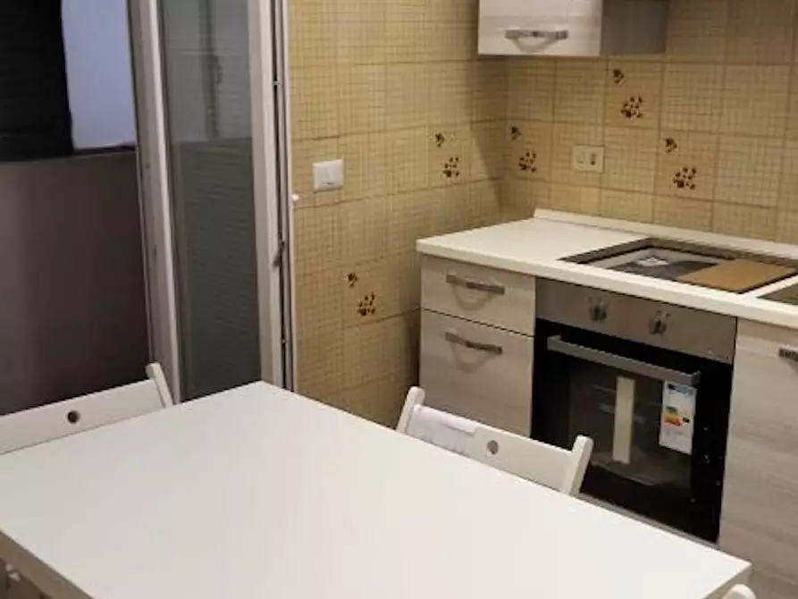 Immagine 5 di Camera in affitto  in Via Carlo Bartolomeo Piazza a Roma