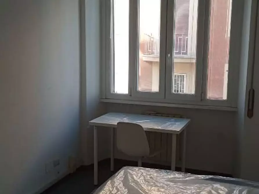 Immagine 2 di Camera in affitto  in Via Carlo Bartolomeo Piazza a Roma