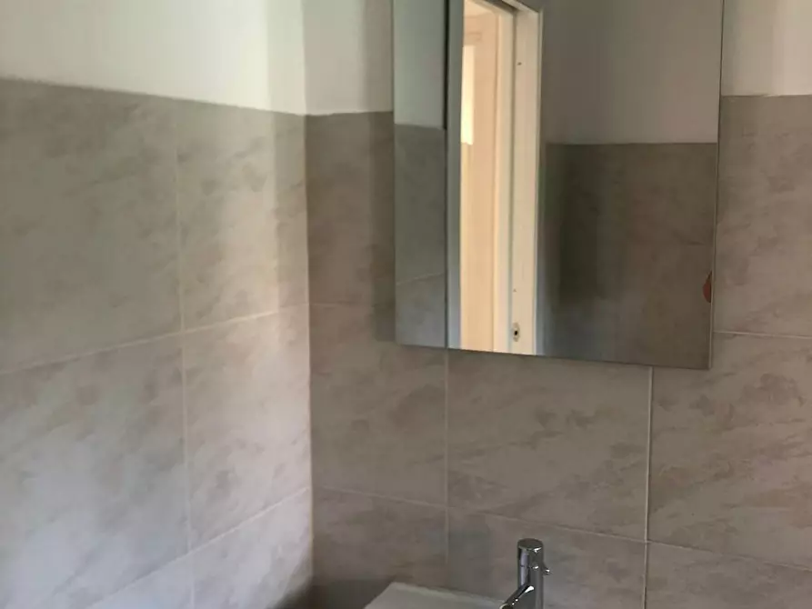 Immagine 4 di Camera in affitto  in Viale di Valle Aurelia a Roma