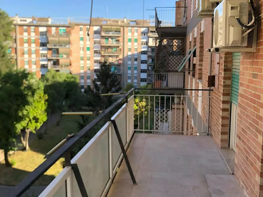 Immagine 9 di Camera in affitto  in Viale di Valle Aurelia a Roma