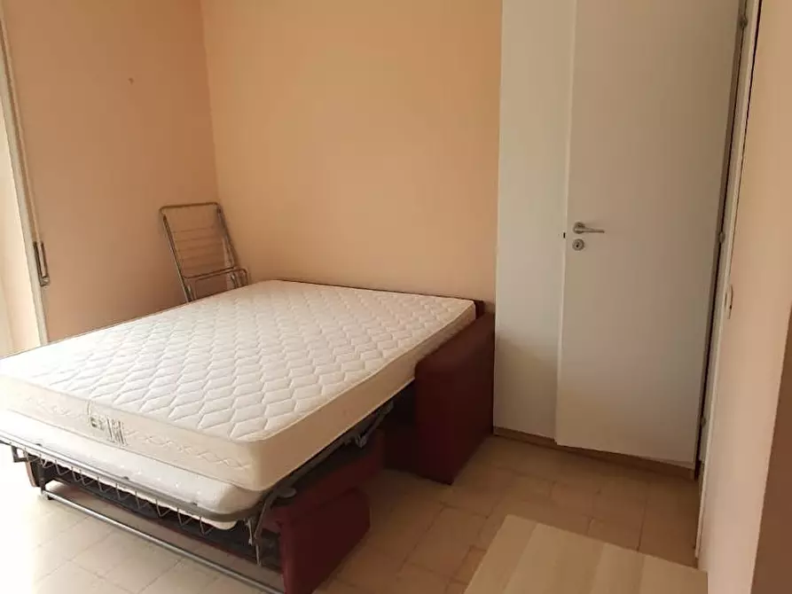 Immagine 5 di Appartamento in affitto  in Via Appia Nuova a Roma