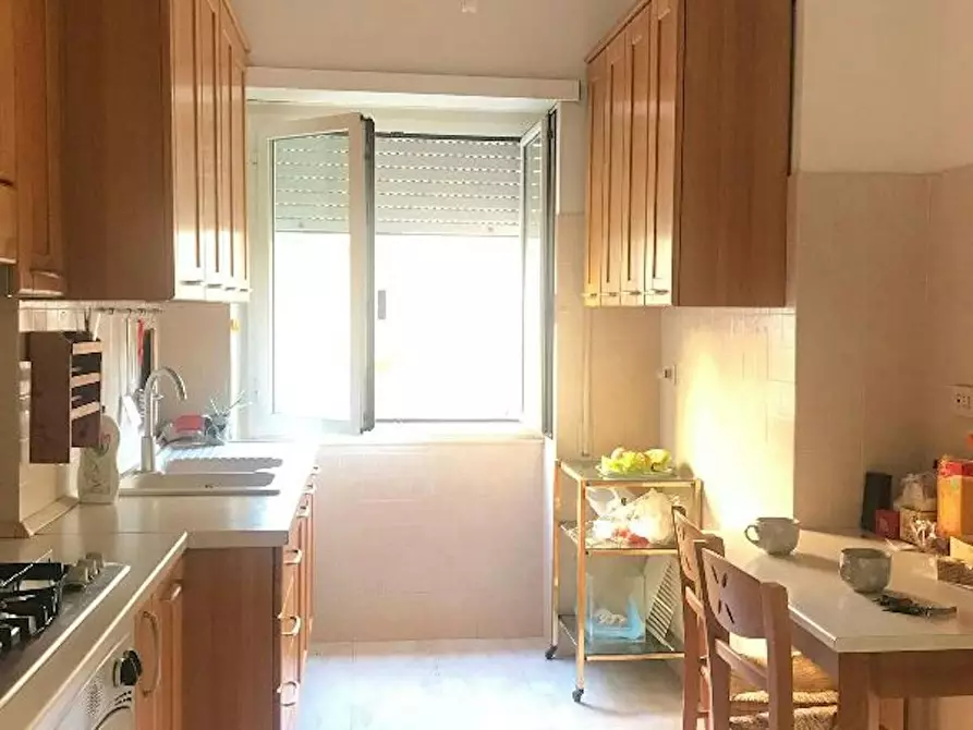 Immagine 3 di Appartamento in affitto  in Via Calpurnio Fiamma a Roma