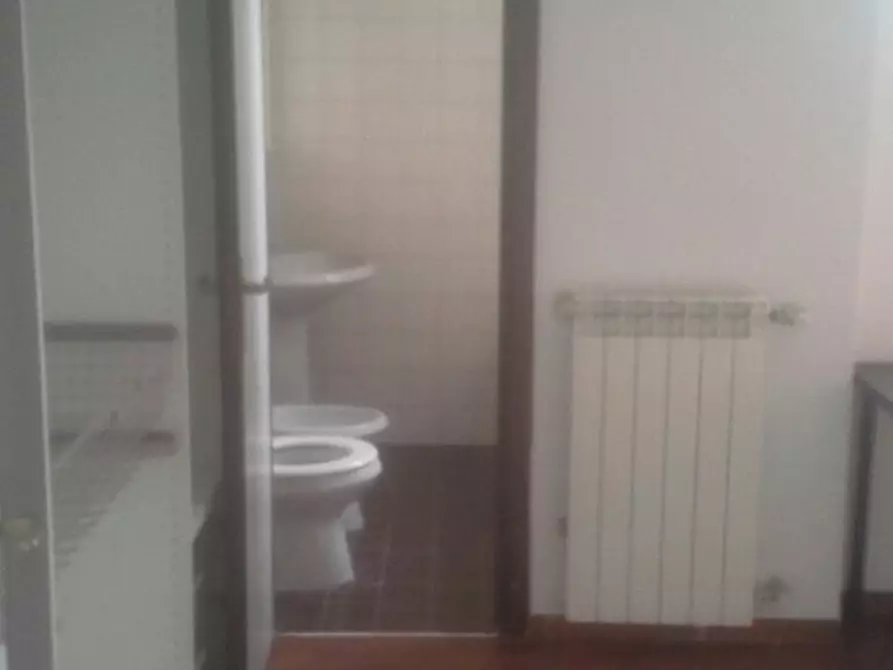 Immagine 2 di Appartamento in affitto  in Via del Forte Tiburtino a Roma