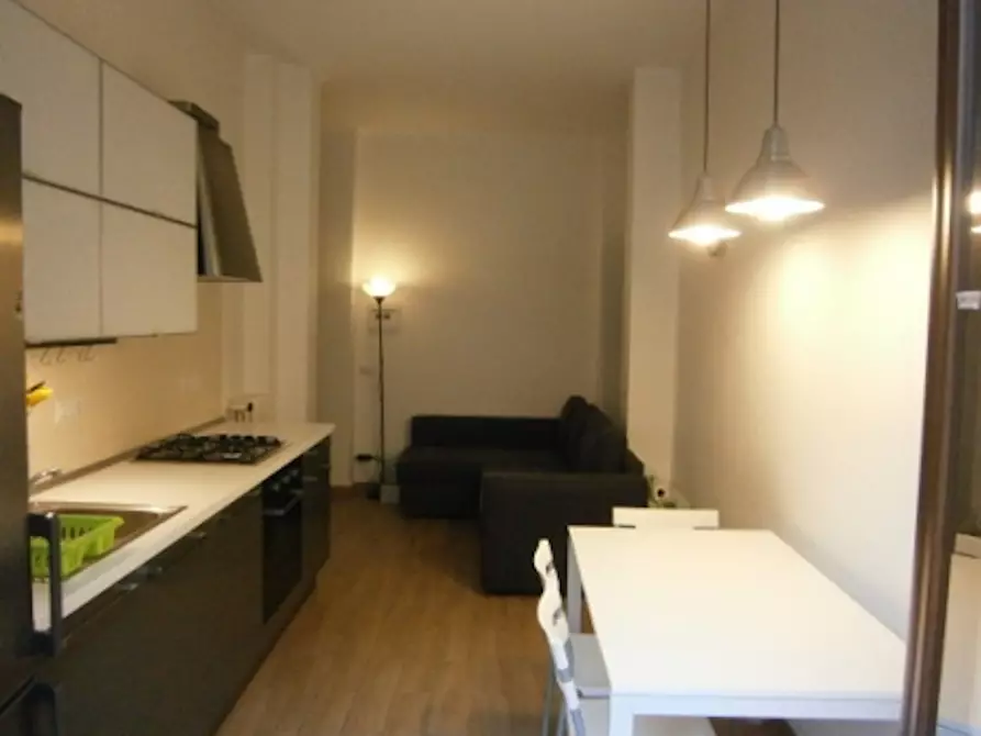 Immagine 4 di Camera in affitto  in Via Mattie a Torino