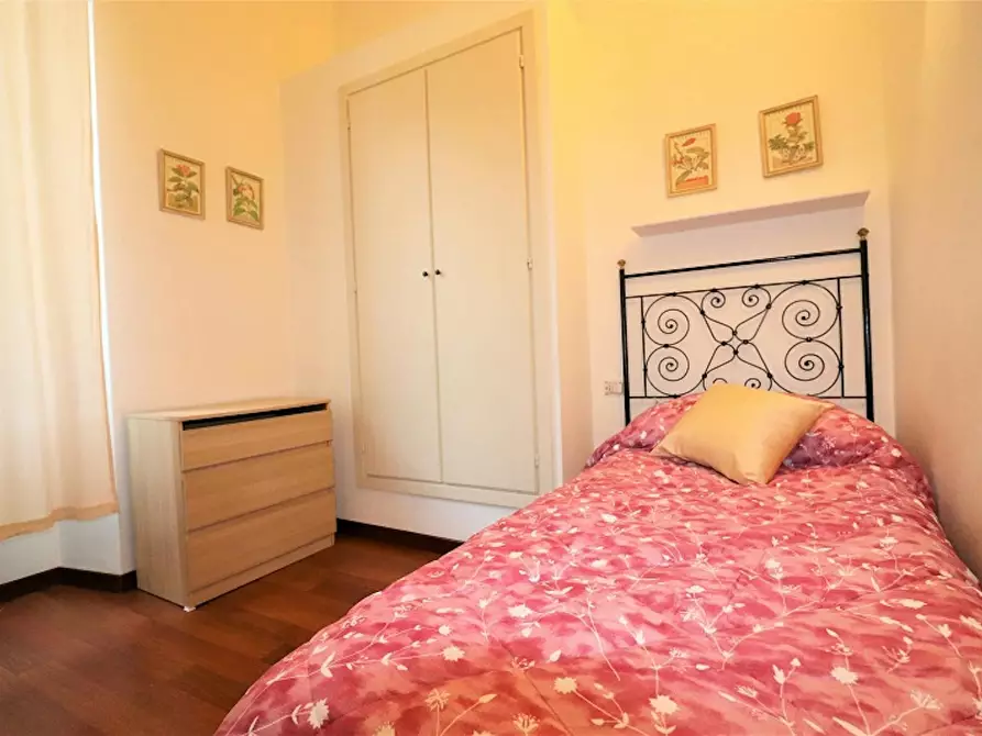 Immagine 8 di Camera in affitto  in Via 27 Aprile a Firenze