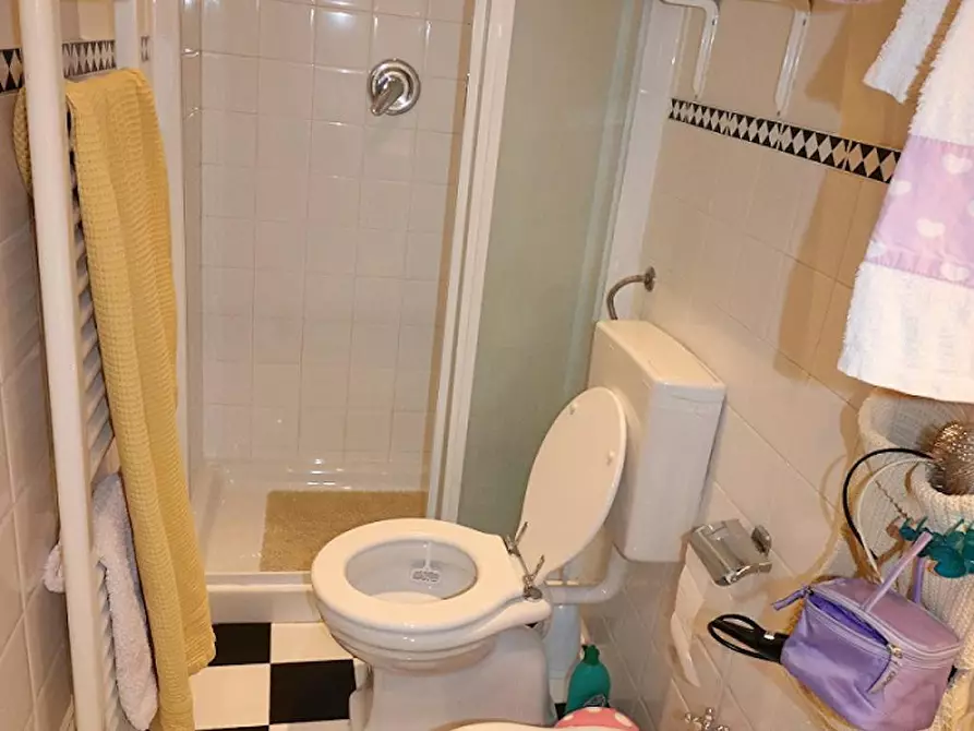 Immagine 9 di Camera in affitto  in Via 27 Aprile a Firenze