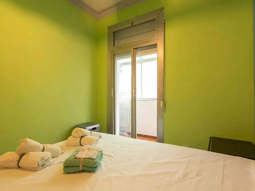 Immagine 2 di Appartamento in affitto  in Carrer de Tapioles a Barcelona