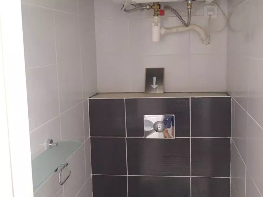 Immagine 8 di Appartamento in affitto  in Rue Jean Desparmet a Lyon 08