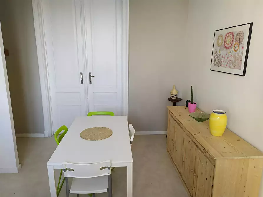 Immagine 5 di Appartamento in affitto  in Rue de Mérode a Saint-Gilles