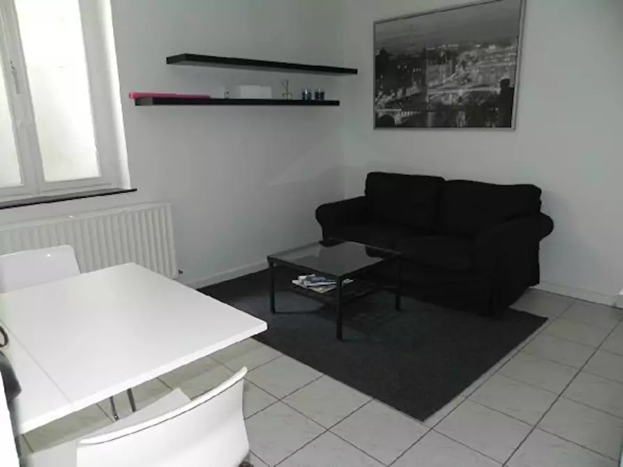 Immagine 4 di Appartamento in affitto  in Rue de Suisse a Saint-Gilles