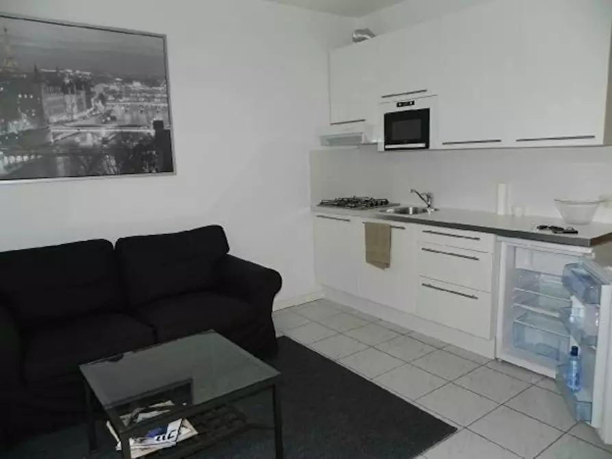 Immagine 3 di Appartamento in affitto  in Rue de Suisse a Saint-Gilles