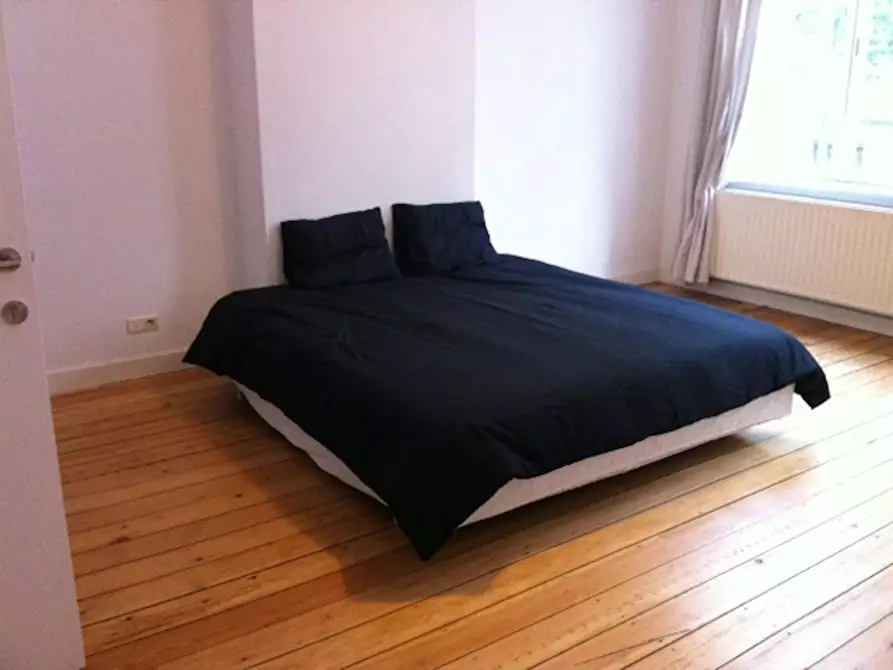 Immagine 1 di Appartamento in affitto  in Rue de Suisse a Saint-Gilles