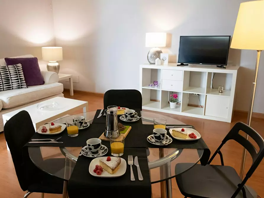 Immagine 10 di Appartamento in affitto  in Via Aurora a Roma