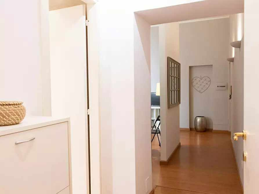 Immagine 6 di Appartamento in affitto  in Via Aurora a Roma