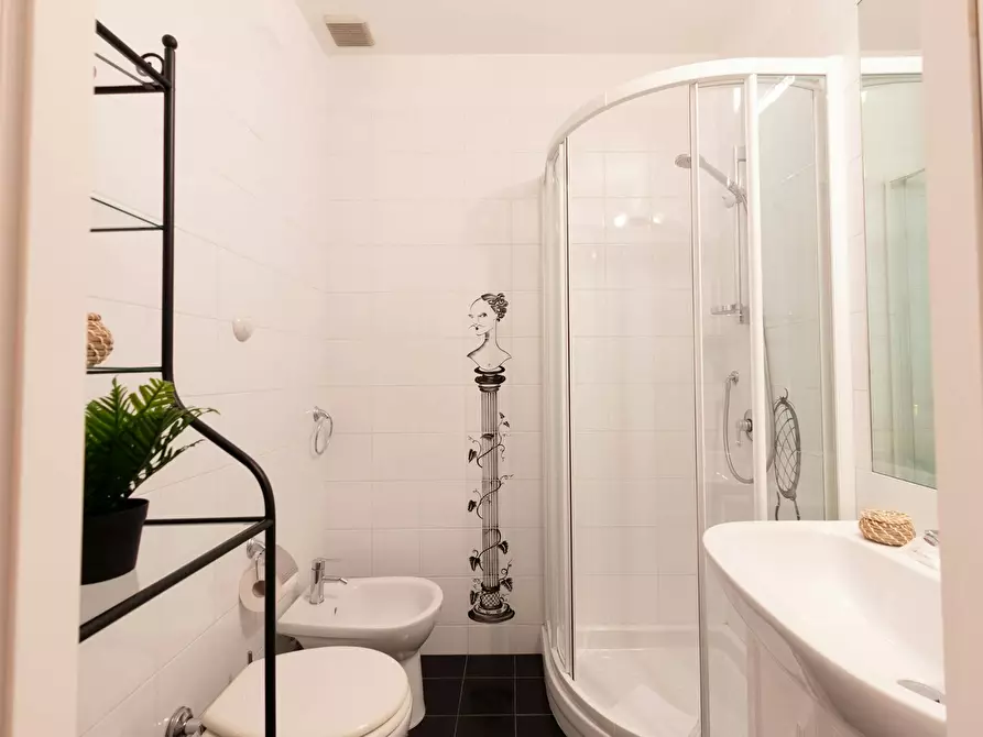 Immagine 4 di Appartamento in affitto  in Via Aurora a Roma