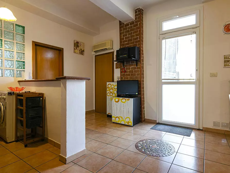 Immagine 2 di Appartamento in affitto  in Via Paolo Fabbri a Bologna