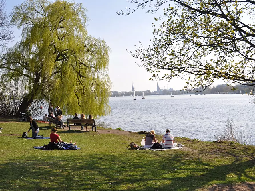 Immagine 2 di Appartamento in affitto  in Karlstraße a Hamburg Barmbek-Süd