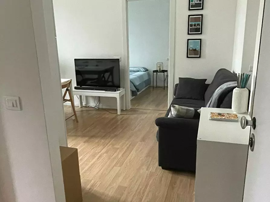 Immagine 2 di Appartamento in affitto  in Via Arbe a Milano