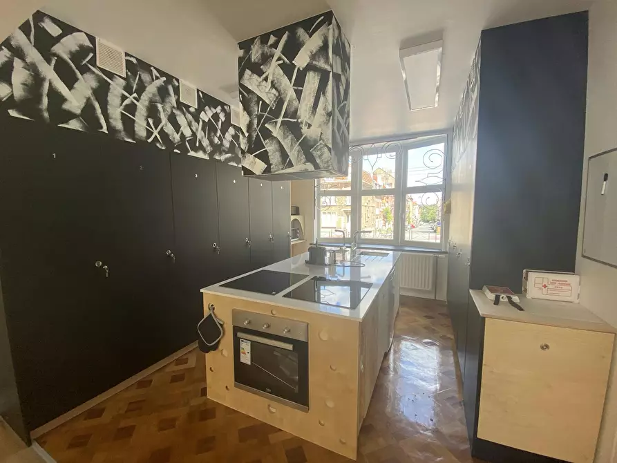 Immagine 8 di Camera in affitto  in Avenue Rogier a Schaerbeek