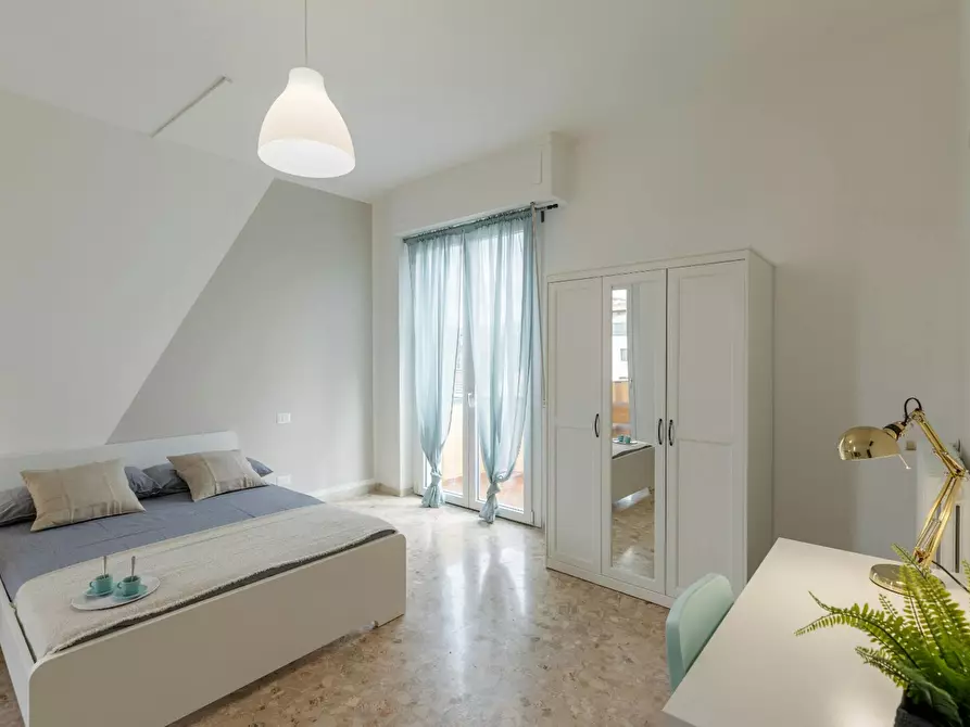 Immagine 2 di Camera in affitto  in Via Francesco Baracca a Firenze