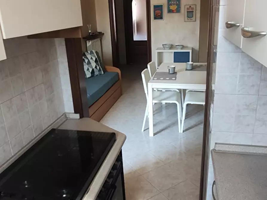 Immagine 6 di Camera in affitto  in Via Mombasiglio a Torino