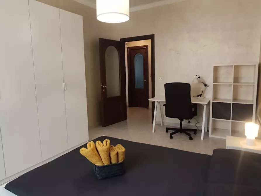 Immagine 2 di Camera in affitto  in Via Mombasiglio a Torino
