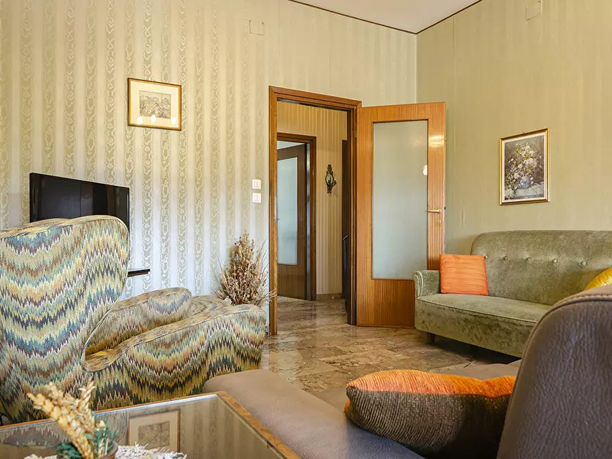 Immagine 6 di Appartamento in affitto  in Viale Antonio Silvani a Bologna