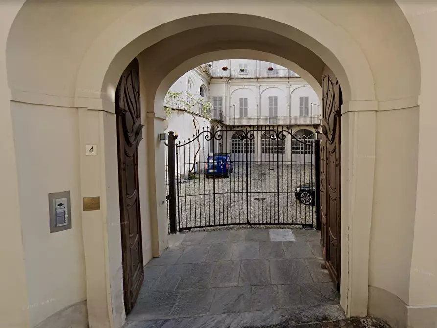 Immagine 3 di Camera in affitto  in Via Monte di Pietà a Bra