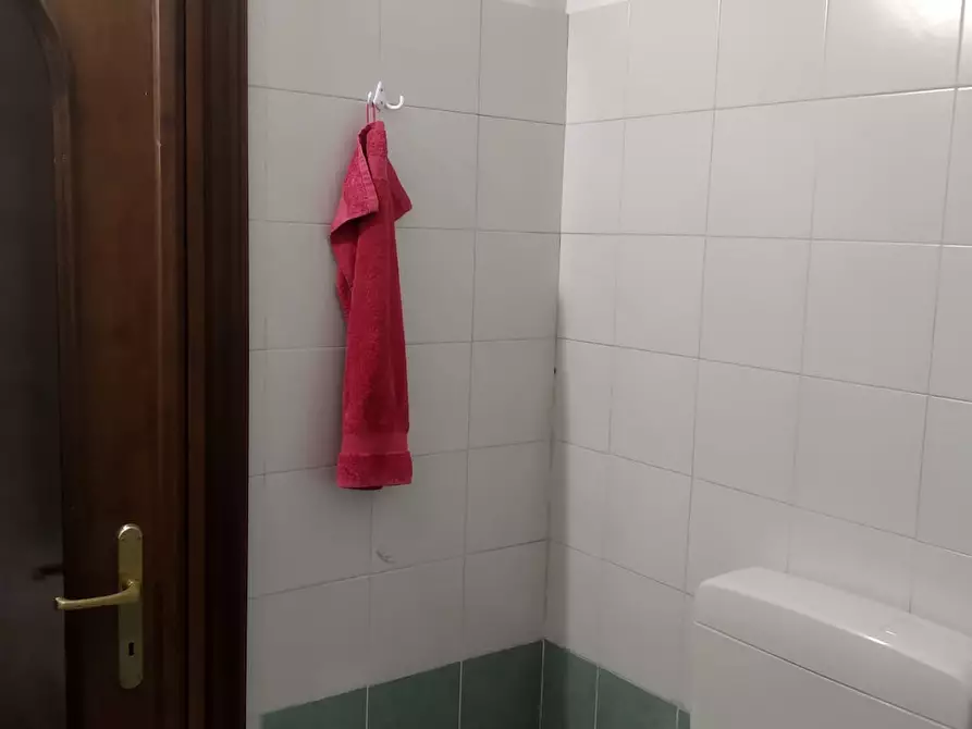 Immagine 7 di Camera in affitto  in Via Monte di Pietà a Bra