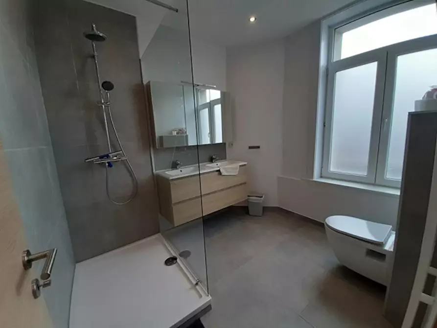 Immagine 8 di Camera in affitto  in Rue Emile Vandervelde a Monceau-Sur-Sambre