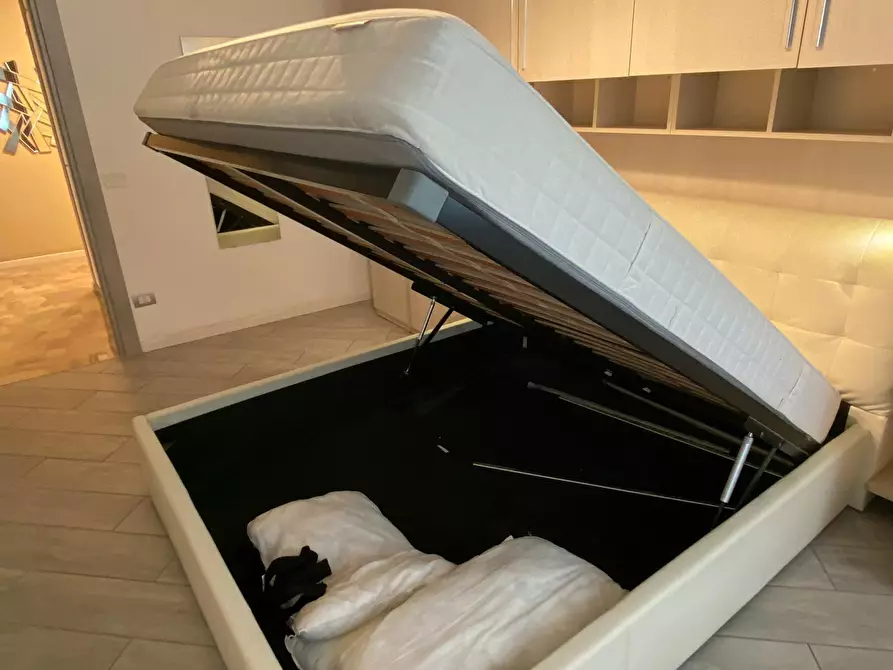 Immagine 5 di Appartamento in affitto  in Via Giovanni Battista Fauchè a Milano