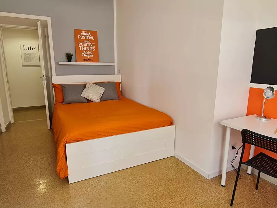 Immagine 4 di Camera in affitto  in Lungotevere di Pietra Papa a Roma