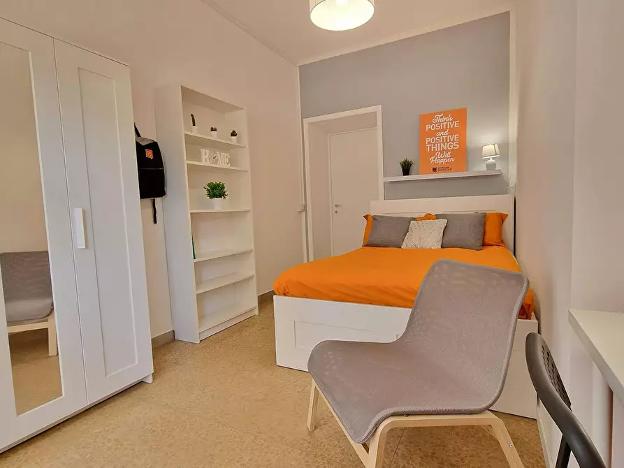 Immagine 3 di Camera in affitto  in Lungotevere di Pietra Papa a Roma