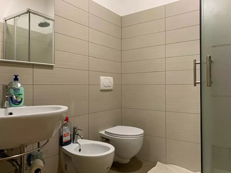 Immagine 5 di Camera in affitto  in Via Imperia a Milano