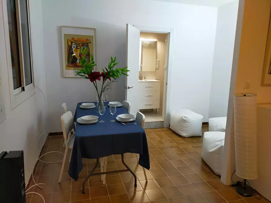 Immagine 3 di Appartamento in affitto  in Carrer de l'Almirall Churruca a Barcelona