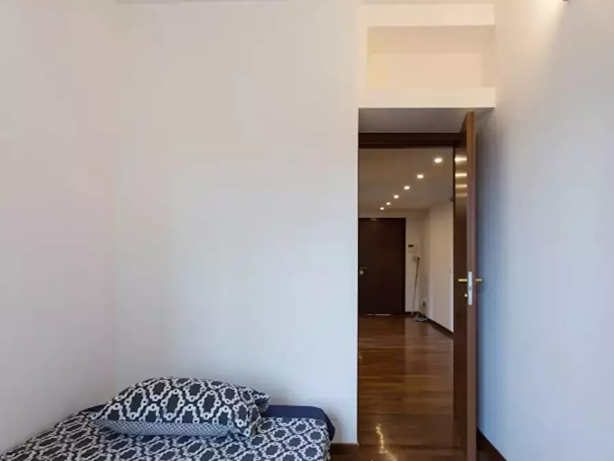 Immagine 2 di Camera in affitto  in Viale Tibaldi a Milano