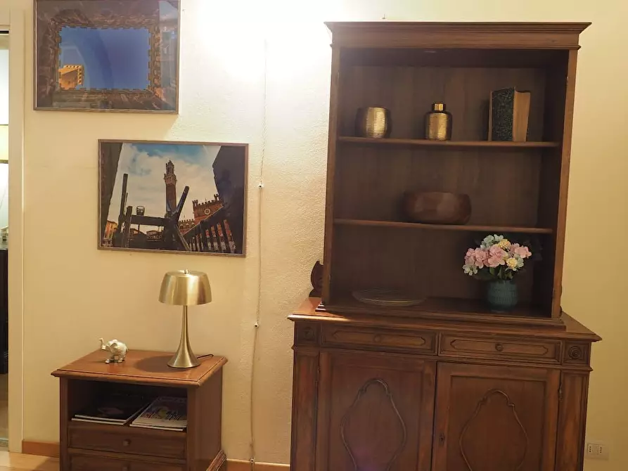 Immagine 2 di Appartamento in affitto  in Via Roma a Siena