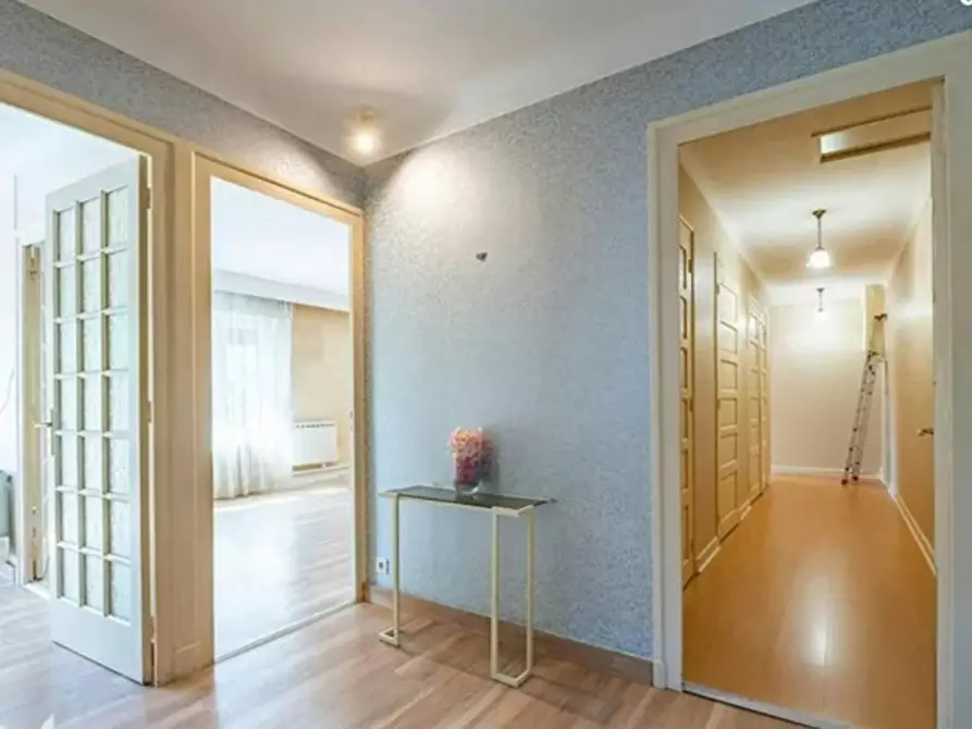 Immagine 2 di Appartamento in affitto  in Place Paul Morand a Saint-Maurice-l'Exil