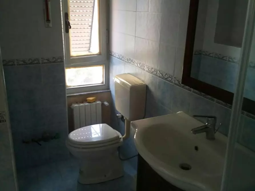 Immagine 10 di Camera in affitto  in Viale Filippo Turati a Terni