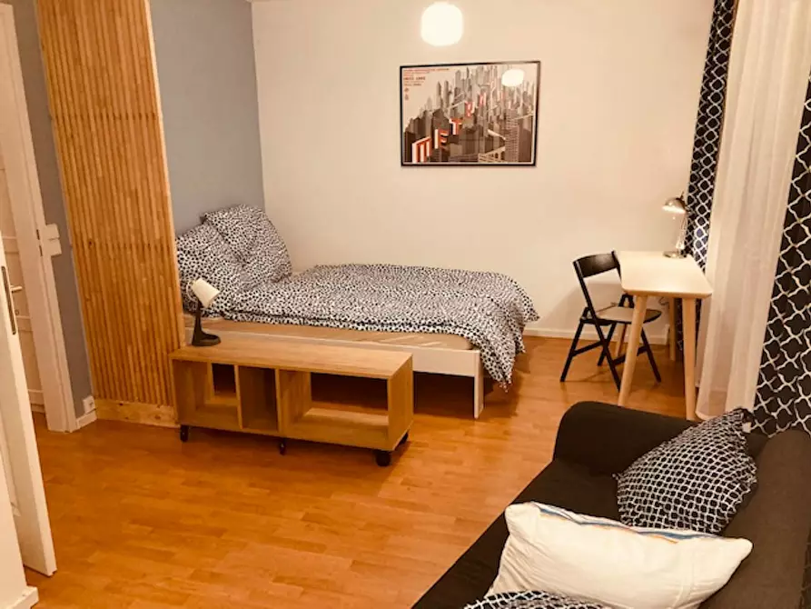 Immagine 2 di Appartamento in affitto  in Keibelstraße a Berlin