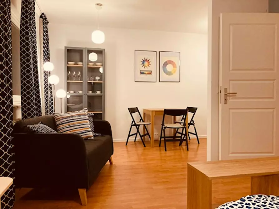 Immagine 9 di Appartamento in affitto  in Keibelstraße a Berlin